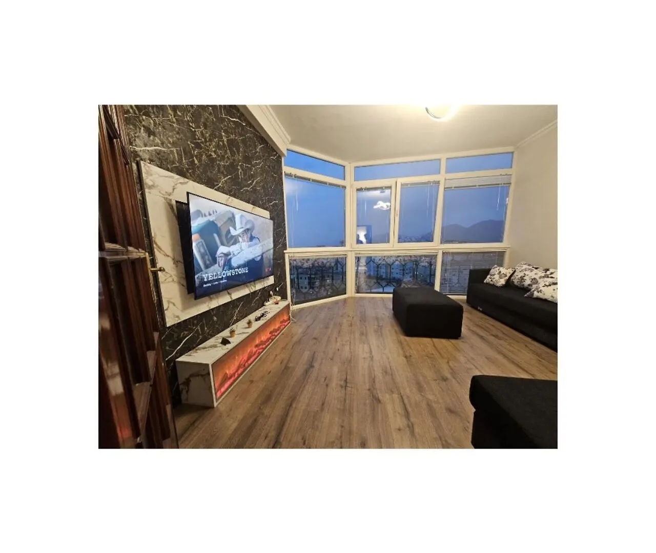 Sky Apartaments City Center contacts